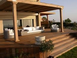 פרגולה לחצר