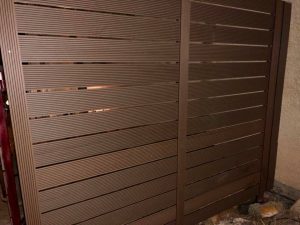 חיפוי קירות לגינה