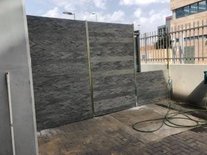 Read more about the article גדר סינטטית בצבע אפור שיש במפעל בפתח תקווה