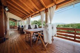 דקים  מעץ אלון