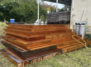 דק איפאה טובקו מדרגות