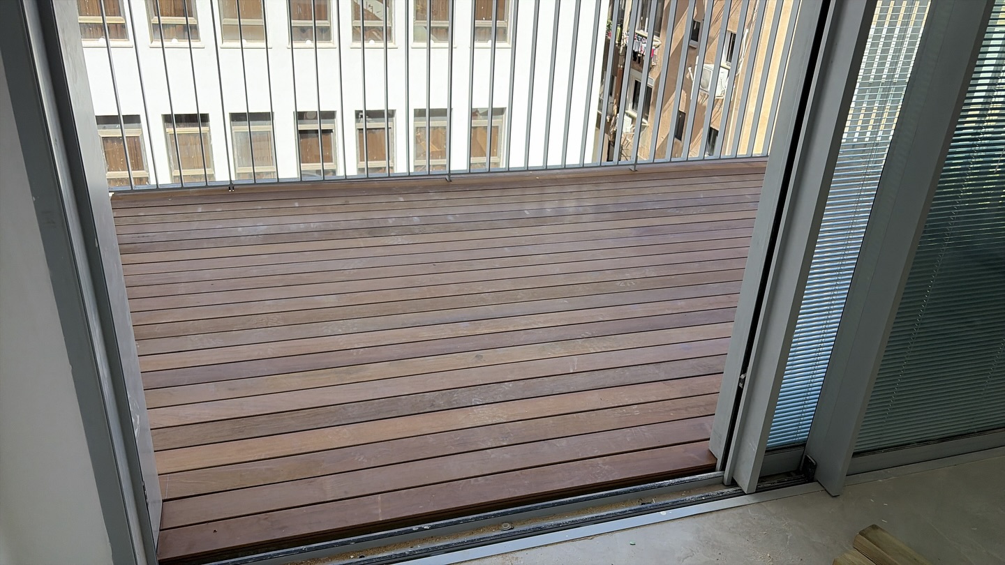 Read more about the article בונה דק איפאה | התקנת דק איפאה למרפסת