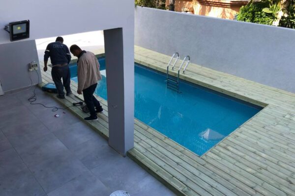 דק לגינה מאורן