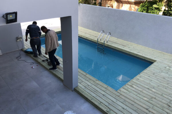 דק אורן מחיר